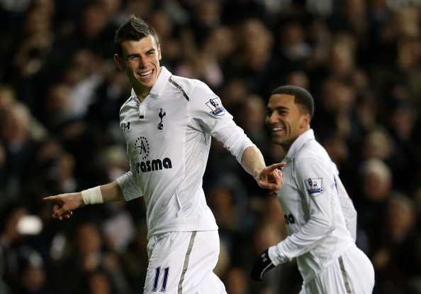 Trên đà hưng phấn, Gareth Bale nhân đôi cách biệt cho Spurs ở phút 16.